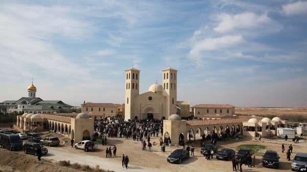 Thousands of Visitors Flood Baptism Site of Jesus in Jordan