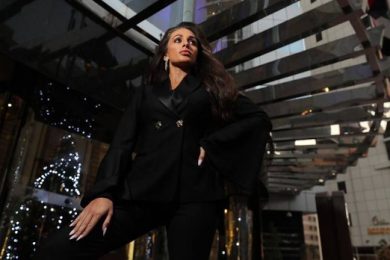 Miss Universe Bahrain Evlin Khalifa wears abayas as beauty pageant begins