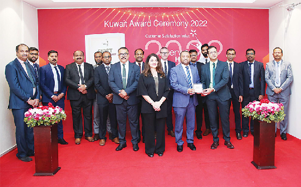 LuLu Hypermarket wins ‘Service Hero’ award for 2nd successive year